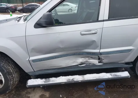 2009 Jeep Grand Cherokee Laredo z USA, uszkodzony, nr VIN 1J8GR48K29C546904